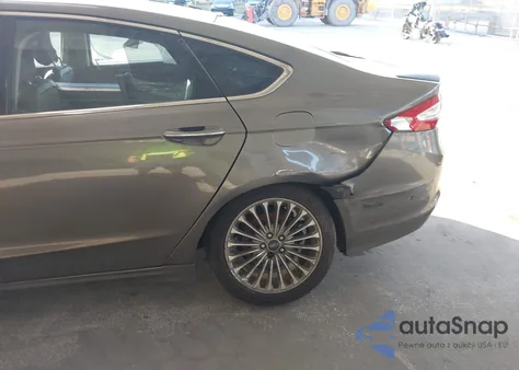 2013 Ford Fusion Hybrid Titanium из США, поврежденный, VIN 3FA6P0RU5DR319160